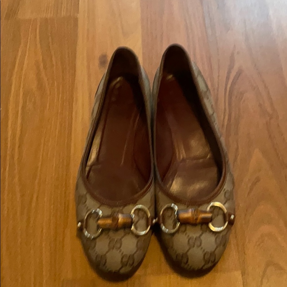 Gucci monogram ballet flats with horsebit detail